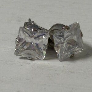 Princess Cut Cubic Zirconia Stud Earrings Silver Tone Square Clear Crystal Studs